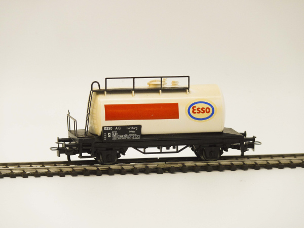 Marklin tankwagon Esso 4441