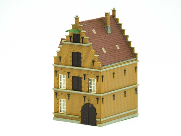 Kibri Stadshuis met winkel 8302