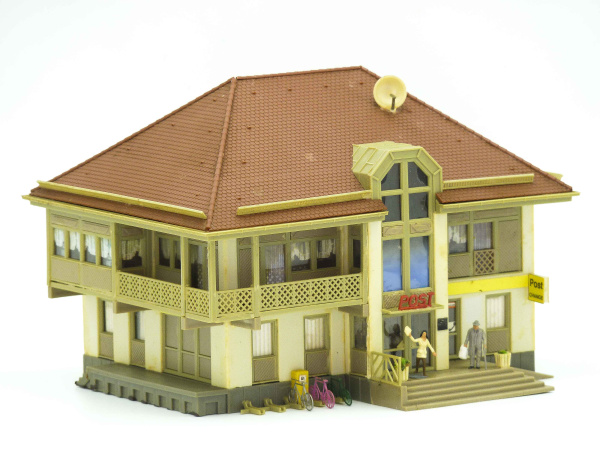 Postkantoor met woonhuis