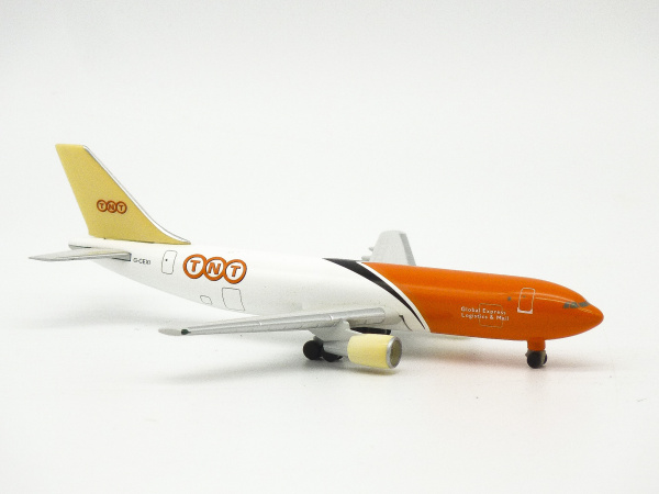 Airbus A300 TNT 501903