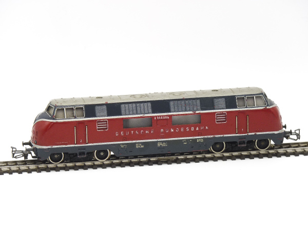 Marklin Dieselloc V200 DB 3021